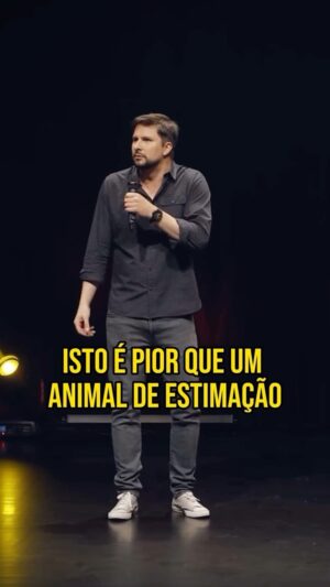 Hugo Sousa Instagram - Piroquil. #hugosousa #regressoàanormalidade #standupcomedy