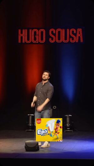 Hugo Sousa Instagram - A chiclete do epá.
#hugosousa #comedia #rir #humor #ladopositivo #epá #standupcomedy