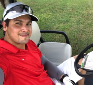 Hugo Vásquez Instagram - Un feliz viernes para todos !! #viernes #friday #golf #golftime #miami #florida #golfplayer