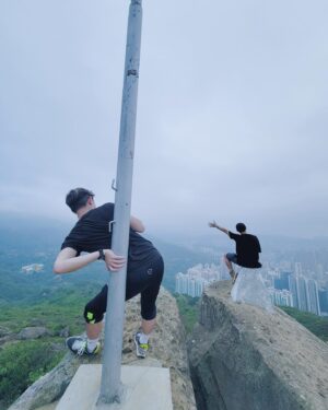 Hugo Wong Instagram - 喜歡去未去過嘅地方走走拍拍
香港好細 但幾十年都未去哂
#探索#開發
#下花山
#有人幫你拍照真好