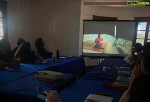 Humberto Busto Instagram - Esta ha sido una de las semanas más trascendentales de mi vida. 
Salimos llenos de impulso, vitalidad, compañía y visión. 
En mi más alto deseo está la existencia de este documental. 
Gracias @docslabmx @docsmx por hacer esto posible. Gracias @martfilms por tu amorosa y lúcida guía. Jamás la olvidaré. ✨
Gracias a todos los maravillosos proyectos con los que estuvimos compartiendo ( acá agregados están aunque no sepa todes sus arrobes )
.
Y gracias a todo mi maravilloso equipo FOSFO @guzguevara @betovargasmx #abrillópezcarrillo @unosojos @jjsaraviadp @maxmuggenburg @aldousnv @pinche.chaidez @dinobeast.workshop 
@ecatl 
Que esto no pare jamás.