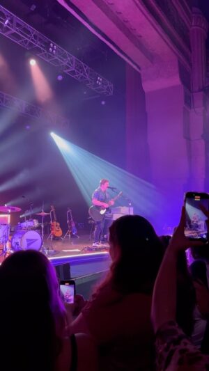 Hunter Hayes Instagram - It’s more fun to stand out than to fit in… “Fix Me” is out now - link in bio to listen #FixMe #HunterHayes #MentalHealthAwareness #SelfLove