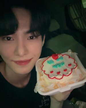 Hur Hyun-jun Instagram - 