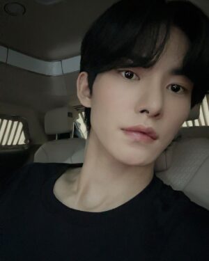 Hur Hyun-jun Instagram - 