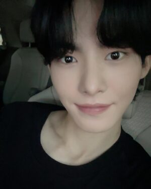 Hur Hyun-jun Instagram - 