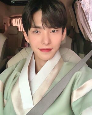 Hur Hyun-jun Instagram - 