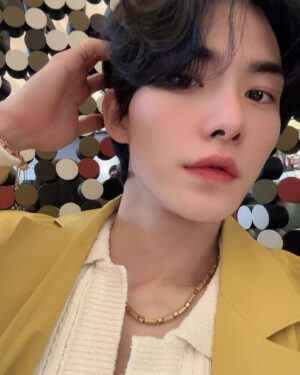 Hur Hyun-jun Instagram - 