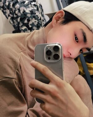 Hur Hyun-jun Instagram - 