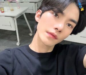 Hur Hyun-jun Instagram - 