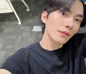 Hur Hyun-jun Instagram - 