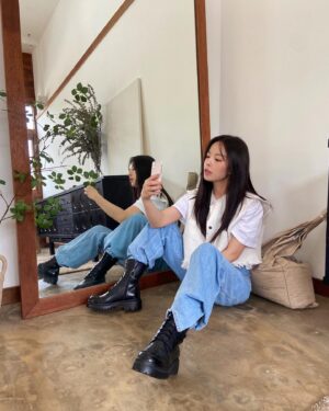 Hur Jung-hee Instagram - @amellie_official
