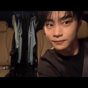 Hyun Woo-seok Instagram - 합응 🫡🫡
마지막은 돈까스 열심히 먹던 
김민재와 현우석 그 어딘가.. #치얼업