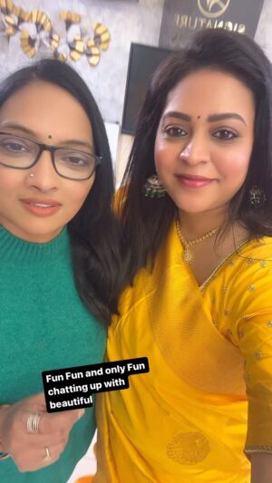 I Dream Anjali Instagram - It’s Interview time ❤️❤️❤️ 
Fun chatting up with beautiful Anjali @anjaliidream 
Interview will be posted on Signature Studios 😊😊😊 
#telugufunny #telugucomedy #instafunny #instacomedy #funnyreels #telugureels❤️ #bebakka #bezawadabebakkai #bezawada #comedian #standupcomedy