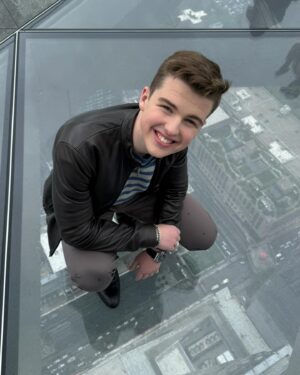 Iain Armitage Instagram - “I’m exactly where I’m supposed to be.” It’s a pretty good mantra even when where I am is up a 100-story building, above the city- What a view!