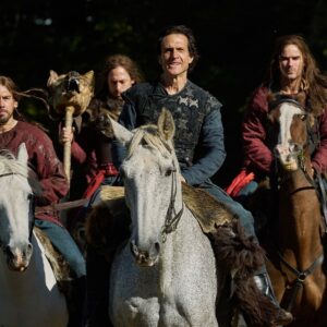 Iain De Caestecker Instagram - 🗡️ It’s time to unite the tribes 🗡️

The Winter King is available to stream RN on ITVX 

#TheWinterKing