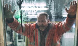 Iain Glen Instagram - Thank you everyone for the AMAZING support that’s kept #TheRig at Number 1 on @primevideouk since opening 2 weeks ago. Also smashing it at Number 3 across the USA and globally.