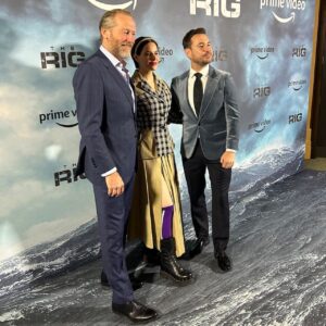 Iain Glen Instagram - Brilliant night at the London premiere of #TheRig. Looking EPIC on the big screen. Became great pals during the shoot, so good to hook up again. Shout out also to @kennyhostylist for making Martin and I look not too shabby!

On @primevideouk 6th January 2023.
