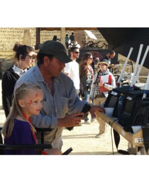 Iain Glen Instagram - #tb #oct2014 I’ll never forget the day my baby girl Mary came to the Bullring in Osuna to watch the Gladiatorial sequence when Ser Jorah fights for his life in front of his Queen. They made her up like her Papa and director David Nutter was so lovely looking after her all day. Mary even called ‘Action’ and ‘Cut!’

#GOTbts #GameOfThrones #GoT #s5 #davidnutter