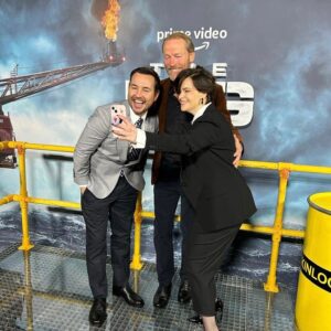 Iain Glen Instagram - Brilliant to be back in Edinburgh with my crew mates for #TheRig premiere. What a buzz!!

Coming to @primevideouk on 6th January 2023.