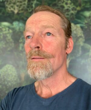 Iain Glen Instagram - The Beard! Going . . . going . . . gone!