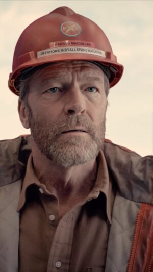 Iain Glen Instagram - “My job is to get you all home.” 🌫 #TheRig, coming 6th January 2023 to @primevideouk