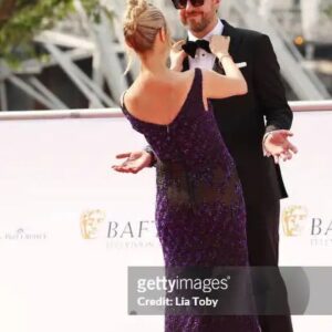 Iain Stirling Instagram - Thank you @bafta 

Suit - @hawesandcurtisglobal 
Glasses - @tomford 🕶️ @finlayandco 👓
Styling - @thewhitmore

@pandocruises