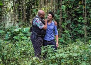 Ian Anthony Dale Instagram - A bond forged over a shared vision for an episode rich in heart and in soul. The sense of community and collaboration was in abundance on our set and it lifted and inspired me every day. This episode was made with love and we hope you all feel a little of that love tonight. #H50 episode 1015 co-written by Chi McBride and directed by yours truly premieres tonight at NEW time 9/8c on @cbstv We hope you enjoy! @hawaiifive0cbs