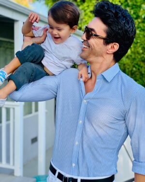 Ian Anthony Dale Instagram - Celebrate this Father’s Day in style with a little help from @boss Find the perfect #fathersdaygift by clicking the link in my bio today!  Order now and receive your #BOSSfathersday gift in time for Father’s Day! #ad post sponsored by HUGO BOSS. #boss #bossbaby #bossmen #fathersday #fathersdaygifts #fathersdaygiftideas #hugo #hugoboss #hugobosswatch