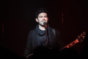 Ian Nelson Instagram - Thank you to everyone who came out to the show this weekend! Such a rad night of music! The energy in the room was out of this world!

📸 @zoesherphotography 
@dfdproductions @bourbonroomhollywood