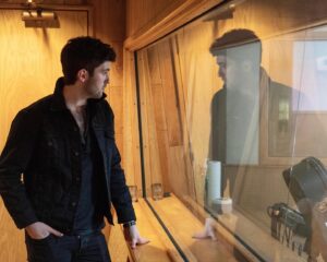 Ian Nelson Instagram - Light it up 

📸 @zoesherphotography