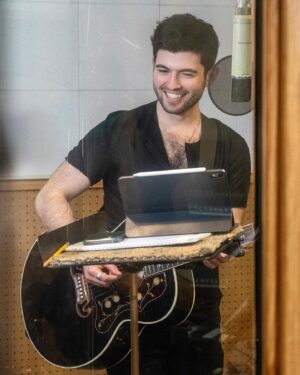 Ian Nelson Instagram - Recording new single at the legendary Sunset Sound studios :)

There truly are no limits if you put your mind and heart into something!

Sending love to you
Ian

📸 @zoesherphotography @sunsetsoundrecorders @dfdproductions