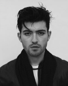 Actor Ian Nelson HD Instagram Photos and Wallpapers January 2022