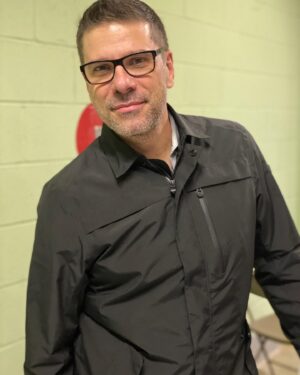 Ian Verdun Instagram - And just like that, season 3 is over! I hope you guys had as much fun watching as we did filming, and fingers crossed that we get a chance to do it all over again! Thank you to all the fans for coming along with us on this incredible ride, and a HUGE thank you to every artist, technician, and craftsperson I’ve had the honor of working and laughing with for the last few years. No matter what happens next, @siren has changed my life and blessed me with friendships that will last a lifetime. Gratitude is what has defined this whole experience. Swipe left for some #bts of the last moments of the season! #thankyou #season3 #thatshitwasepic #proudofallthesefaces