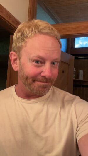 Ian Ziering Instagram - Self soothing through mild electrocution moments.