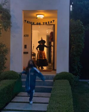 Ian Ziering Instagram - Boy do I love Halloween! More than any other holiday it’s my favorite! And now it’s even better that I have kids to share it with!