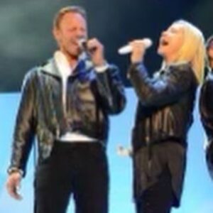 Ian Ziering Instagram - I, like every young boy at the time, grew up with a huge crush on Olivia Newton John. Being in a summer camp production of Grease was the closest thing thing to her at the time. Later in life while I was working in Vegas with the #chippendales I got the chance to sing Summer Nights with her on stage during her residency there. She was also in #sharknado6. She was a beautiful soul who did so much to help others less fortunate. God bless you ONJ, your star will always be bright. 🙏