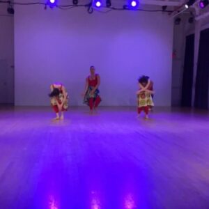 Ianne Fields Stewart Instagram - Nina Remixed 
Choreo: @leahsmileytubbs 
Company: @modarts_dance 
📸: @a.s.kche 
•
•
•
This past weekend was the culmination of 8 months of hard work and deep community with @modarts_dance and @leahsmileytubbs . Words honestly escape  escape me. I cannot truly express what it has meant to study under Leah’s guidance for a year dancing alongside @notnormal_yassie @toni__owens @jessicasonpark @bellezamitch and our beloved firework @sharonzulay . Finding dance and dance community in New York first with @slmdances and now with @modarts_dance  has been the greatest gift my heart, mind, body, and soul could ask for. I stand in endless gratitude for the dance lineages I have been welcomed into. My heart is full. ❤️#MeWe