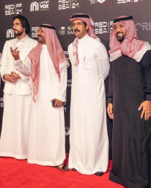 Ibrahim Alkhairallah Instagram - وداعاً و شكراً ❤️🇸🇦 @redseafilm 
استمتعنا و استفدنا و قابلنا و القادم باذن الله اجمل
الف مبروك نجاح #مهرجان_البحر_الأحمر_السينمائي_الدولي 
@redseafilm 
@moalturki 
@telfaz11