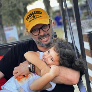 İbrahim Selim Instagram - Su hanımı ısırmiim diye dilimi ısırdım, acıo, iigünner