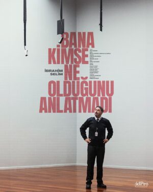 İbrahim Selim Instagram - İbrahim Selim, 2016 yılında Afife Tiyatro Ödülleri’nde “Yılın En Başarılı Erkek Oyuncusu” ödülünü kazandığı Dave rolüyle yeniden sahnede olmaya hazırlanıyor. Selim, tek kişilik oyunu “BANA KİMSE NE OLDUĞUNU ANLATMADI” ile Şubat ayı itibariyle tiyatro sahnesinde olacak.

Yapımını idPro’nun, uygulayıcı yapımcılığını Omnia Yapım’ın üstlendiği, yönetmenliğini Serkan Salihoğlu’nun yaptığı, Nick Hornby’nin eserinden Melisa Kesmez’in çevirdiği “Bana Kimse Ne Olduğunu Anlatmadı”, ilk oyunuyla 5 Şubat’ta Zorlu PSM Turkcell Platinum Sahnesi’nde olacak.

“Bana kimse ne olduğunu anlatmadı. Bana kimse benim gibi birine neden ihtiyaçları olduğunu anlatmadı…”

Yazan: Nick Hornby
Çeviren: Melisa Kesmez, Serkan Salihoğlu
Yöneten: Serkan Salihoğlu
Oynayan: İbrahim Selim

Yapımcı: idPro
Uygulayıcı Yapımcı: Omnia Yapım

Müzik: Ömer Sarıgedik 
Yönetmen Yardımcısı: Berçem Açığ
Yapım Koordinatörü: Başak Saygılı
Fotoğraf: Ayşegül Karacan
Afiş Tasarımı: Berkcan Okar
Sosyal Medya: Dor Productions 

Oyun Süresi: 65 dk

📣 OYUN TARİHLERİ:

▪️5 Şubat 21.00 - Zorlu PSM Turkcell Platinum Sahnesi	(Prömiyer)
(Biletler @passo’da)

▪️9 Şubat 21.00 - Fişekhane
(Biletler @biletinial’da)

▪️14 Şubat 20.30 - DasDas
(Biletler @mobilet’te)

▪️24 Şubat 20.30 - LONDRA Shaw Theatre
(Biletler @shawtheatreldn’da) 

Biletler satışta! Bilet linkleri profilde.