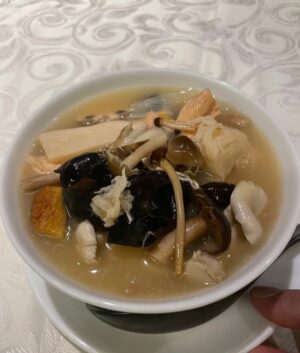 Ichikawa Ebizo XI Instagram - *
Tonight’s feast is,
various mushroom hot pot🍄🍄🍄💕

今宵は、

キノコ鍋🍄🍄🍄💕

#市川團十郎白猿 #市川海老蔵 #海老蔵 
#市川新之助 #成田屋 #歌舞伎 #成長記録 #子育てぐらむ #子供のいる暮らし #子どものいる暮らし #子育て日記 #三千世界 #children #childphotography #daughter #son #ABKAI #ABMORI #ebizoichikawa #ebizo #kabuki #thunderparty #theater #theaterarts #actor #japan #classic