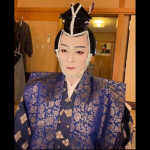 Ichikawa Somegorō VIII Instagram - 壽 初春大歌舞伎
「狐狸狐狸ばなし」雇人又市
「鶴亀」従者
「息子」捕吏
2024年もよろしくお願い致します。

#市川染五郎
#SomegoroIchikawa
#歌舞伎座
#壽初春大歌舞伎
#狐狸狐狸ばなし
#鶴亀
#息子