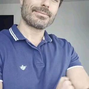 Ignacio Casano Instagram - Viernes de reflexión y de sonrisas, de contar bendiciones y de seguir sumando y sumando. Porque esto no se acaba hasta que se acaba. Bonito y bendecido viernes