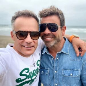 Ignacio Gutiérrez Instagram - Nuevos desafíos !!! 
 
Hoy el mejor doctor del mundo mundial comienza un nuevo desafío que lo tiene a él y a todos en esta casa  mucho más que felices. 
Trabajó intensamente  para que llegara el  día y desde ahora  comienza a trabajar exclusivamente en @clinicameds . 
Quiero decirles a sus miles de pacientes , que para él son todas muy importantes. Conoce sus nombres y contesta sus mails. Se alegra cuando logran avanzar luego de sus cirugías y tratamientos . 
Que gran honor tener a su @dr.macaya.ginecologo como médico tratante. 
Sigue disfrutando el hacer esa médica de excelencia que todos merecen.
Clínica @clinicameds, que gran premio.