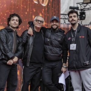 Ignazio Boschetto Instagram - Soundcheck #Tuttiperuno con @amorosoof, @claudiobaglioniofficial, @gaetanocurreri_official, @degregoriofficial, @giorgiaofficial, @giorgiopanarielloreal, @mara.sattei, @vecchioniofficial

Appuntamento a stasera, in prima serata Canale 5.