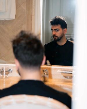 Ignazio Boschetto Instagram - "Who Wants to Live Forever" on stage a #Sanremo2024 con @stefburnsofficial

Non è finita qui, da questa notte sarà disponibile su tutte le piattaforme digitali la nostra versione di "Who Wants to Live Forever". 

#IlVolo #Capolavoro