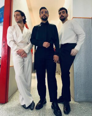 Ignazio Boschetto Instagram - Tonight #Capolavoro in black and white 🌟

#Sanremo2024
#Capolavoro 🌟