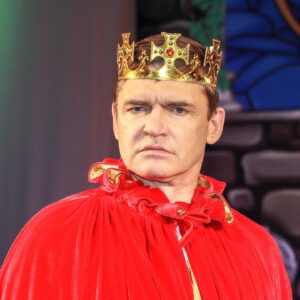 Igor Lifanov Instagram - Всё могут короли...
С днём театра меня!!!