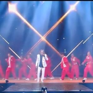 Igor Nikolayev Instagram - «18 ЛЕТ»(музыка и стихи Игорь Николаев)
На свете без любви прожить невозможно!❄️🎄❤️🎹 @pesnyagoda_official #игорьниколаев #восемнадцатьлет