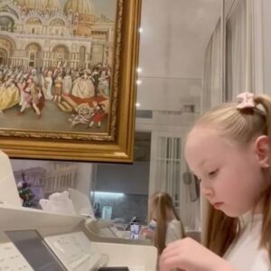 Igor Nikolayev Instagram - Ох, волнуемся, завтра зачёт! Репетируем!
#верониканиколаева